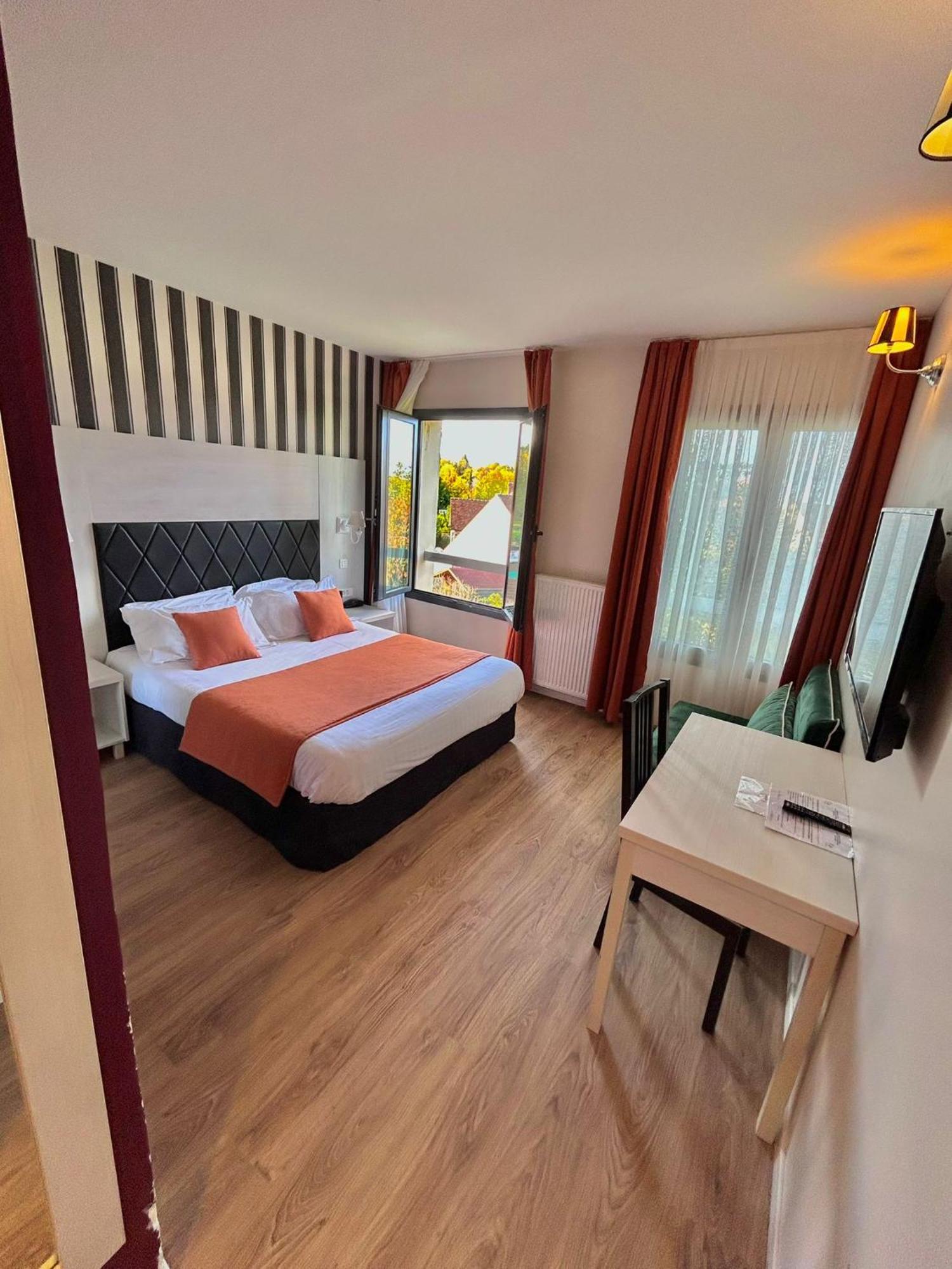 Thoiry Etoile Lodge المظهر الخارجي الصورة